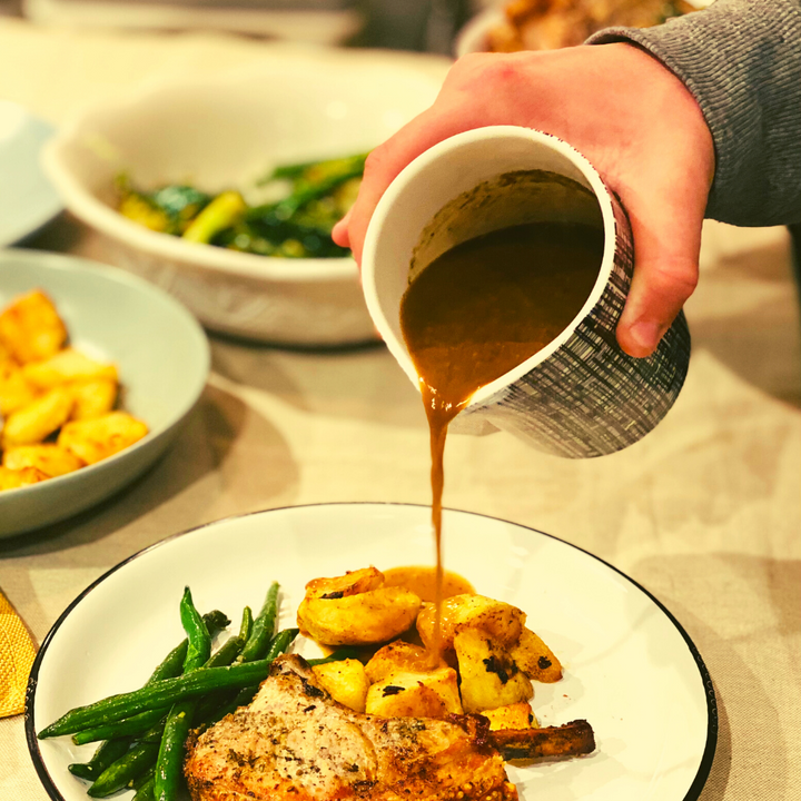 Additive free gravy or roasting sauce